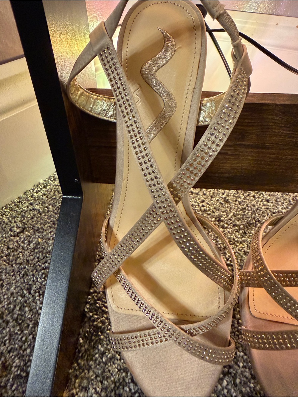 Nina Champagne Strappy Open Heels With Beautiful Rhinestones Size 8 New! - Picture 5 of 9